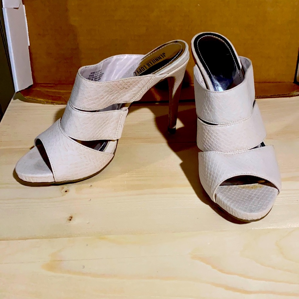 Jennifer Lopez heels.